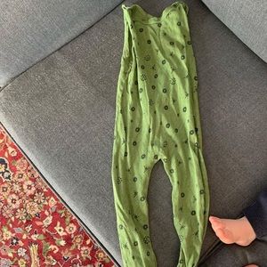 Misha and puff sleeveless onesie, EUC, 12-18 months